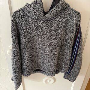 Cozy Gray Sherpa Hoodie Sweater